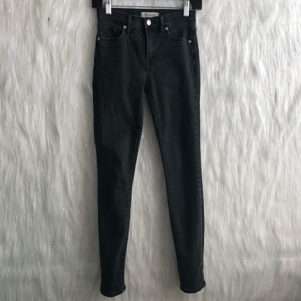 Madewell 9” High Rise Jeans in Washed Blk